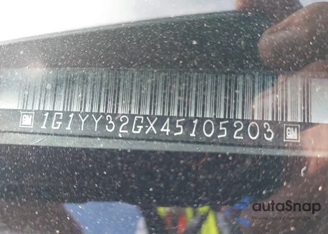 2004 Chevrolet Corvette из США, поврежденный, VIN 1G1YY32GX45105203